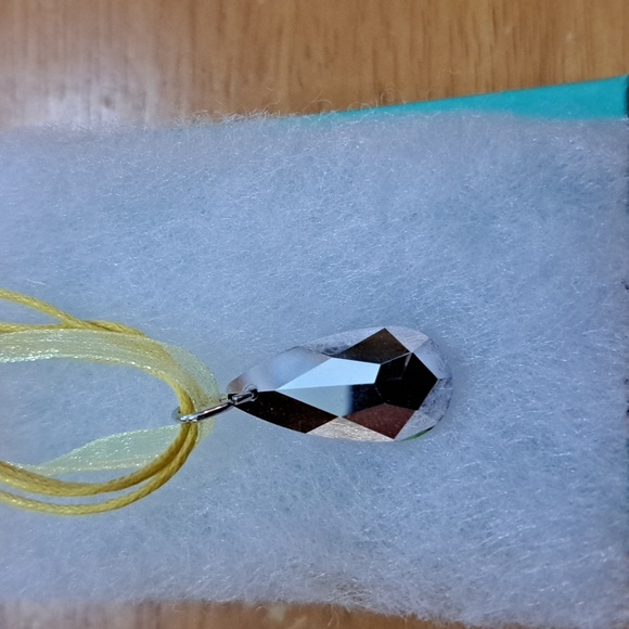 Sunset Red Crystal Marquise Necklace - Picture 6 of 6